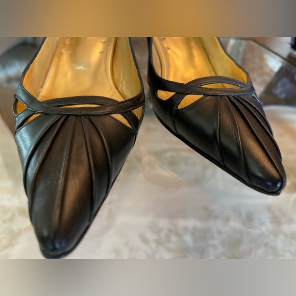 Pollignanno Al Mare Genuine Italian Leather Pumps - Picture 2 of 7